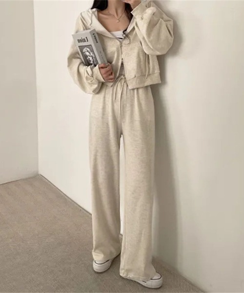 LETee(レティー)の「リラックスパンツ&ダブルZIPパーカーセットアップ(パーカー・レディース・アイボリー/グレー/ブラック・FREE)」の1枚目の写真