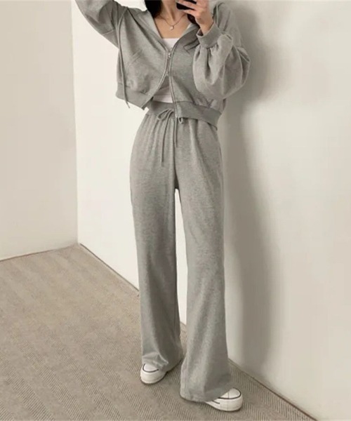 LETee(レティー)の「リラックスパンツ&ダブルZIPパーカーセットアップ(パーカー・レディース・アイボリー/グレー/ブラック・FREE)」の7枚目の写真