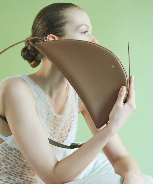 ADAM ET ROPE'（アダムエロペ）の「【PFT】Tori Small ショルダーバッグ（ショルダーバッグ・レディース・ブラック/グレー系その他・FREE）」の8枚目の写真