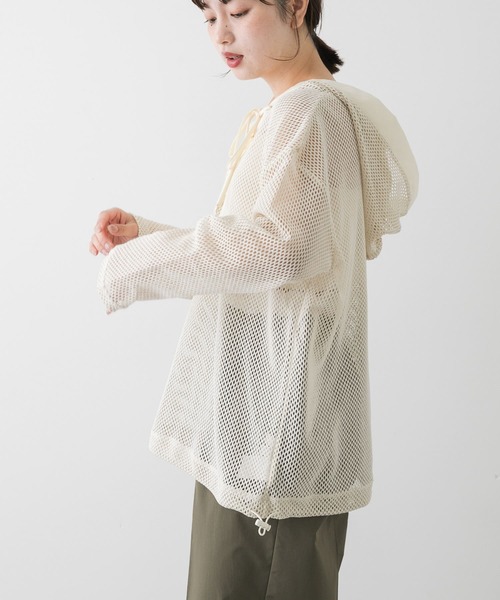 SENSE OF PLACE by URBAN RESEARCH（センスオブプレイスバイアーバンリサーチ）の「フーデットメッシュトップ（その他トップス・レディース・アイボリー/ブラック/ブラウン・ONE）」の2枚目の写真