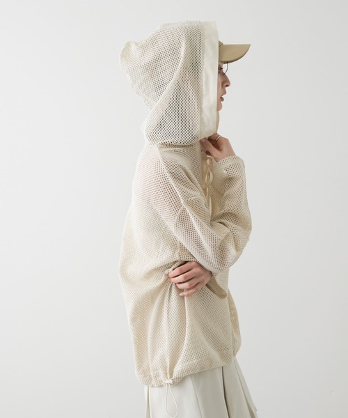 SENSE OF PLACE by URBAN RESEARCH（センスオブプレイスバイアーバンリサーチ）の「フーデットメッシュトップ（その他トップス・レディース・アイボリー/ブラック/ブラウン・ONE）」の14枚目の写真