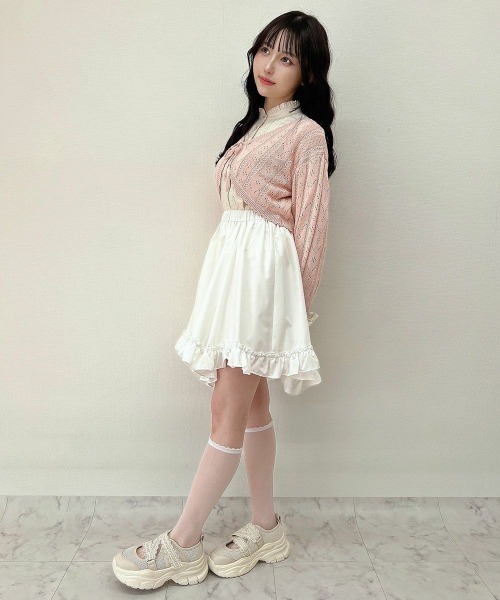 F i.n.t(フィント)の「フリル使いランダムヘムミニスカート/ fint フィント(スカート・レディース・ブラック/オフホワイト・FREE)」の3枚目の写真