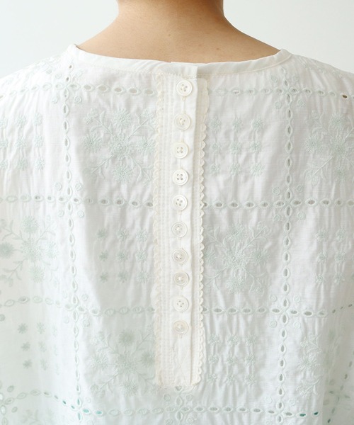 yuni（ユニ　）の「eyelet embroidely sleeveless ワンピース（ワンピース・レディース・その他/ホワイト/ブラック/アイボリー・FREE）」の17枚目の写真