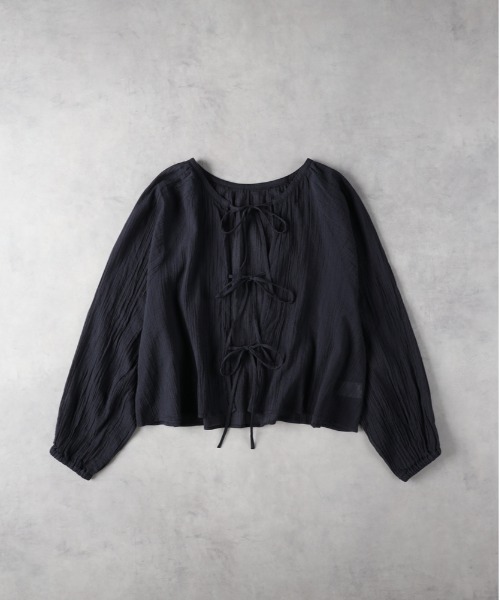 HONEYSUCKLE ROSE（ハニーサックルローズ）の「【HONEYSUCKLE ROSE】2WAYリボンブラウス（シャツ/ブラウス・レディース・オフホワイト/ブルー/ダークグレー・M/L）」の2枚目の写真