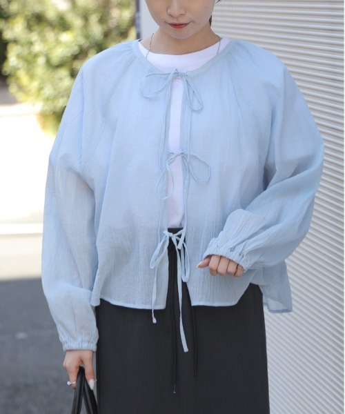 HONEYSUCKLE ROSE（ハニーサックルローズ）の「【HONEYSUCKLE ROSE】2WAYリボンブラウス（シャツ/ブラウス・レディース・オフホワイト/ブルー/ダークグレー・M/L）」の7枚目の写真