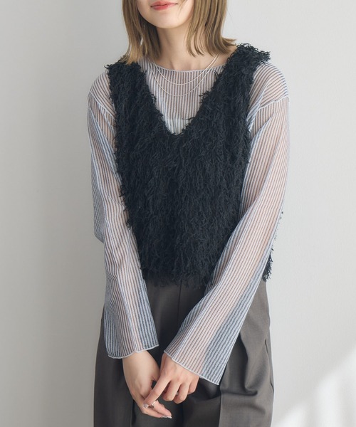 RETRO GIRL（レトロガール）の「フェザーヤーンベスト（ベスト・レディース・ブラック/ライトグレー/ナチュラル・FREE）」の2枚目の写真