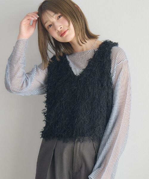 RETRO GIRL（レトロガール）の「フェザーヤーンベスト（ベスト・レディース・ブラック/ライトグレー/ナチュラル・FREE）」の4枚目の写真