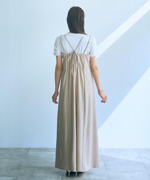 slattgir（スラットジール）の「高身長　カットジョーゼットキャミソールワンピース（トールサイズ）Essenave≪動画あり≫（ワンピース・レディース・グレイッシュベージュ/ブラック/チャコールグレー・LL/3L/4L/5L/M/L）」の12枚目の写真