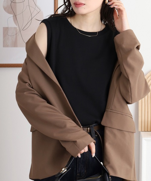 atONE（アットワン）の「ラウンドネックノースリーブトップス（Tシャツ/カットソー・レディース・チャコールグレー/杢グレー/オフホワイト/ブラック/カーキ/グレイッシュベージュ・M/L/LL/3L/4L）」の10枚目の写真