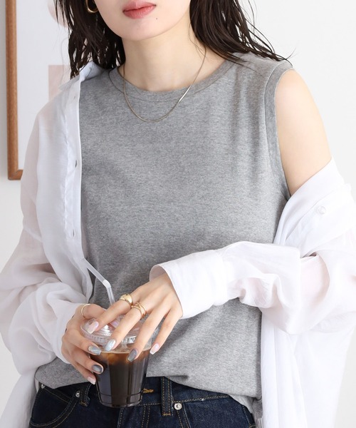 atONE（アットワン）の「ラウンドネックノースリーブトップス（Tシャツ/カットソー・レディース・チャコールグレー/杢グレー/オフホワイト/ブラック/カーキ/グレイッシュベージュ・M/L/LL/3L/4L）」の17枚目の写真