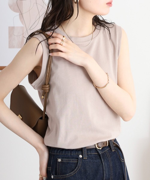 atONE（アットワン）の「ラウンドネックノースリーブトップス（Tシャツ/カットソー・レディース・チャコールグレー/杢グレー/オフホワイト/ブラック/カーキ/グレイッシュベージュ・M/L/LL/3L/4L）」の20枚目の写真