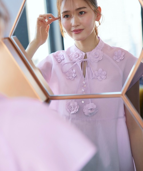 ルイルエブティック RUIRUE BOUTIQUE 【洗える】フラワーモチーフ シアーペプラムブラウス （ペールイエロー） ルイルエブティック RUIRUE BOUTIQUE 【洗える】フラワー
