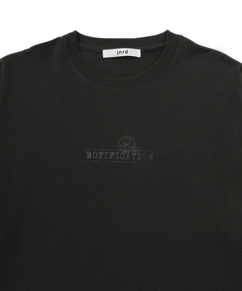 j.n.r.d(ジェー・エヌ・アール・ディー)の「j.n.r.d/箔プリントスタンプシャツ(Tシャツ/カットソー・メンズ・ホワイト/チャコールグレー・L/LL/M)」の7枚目の写真