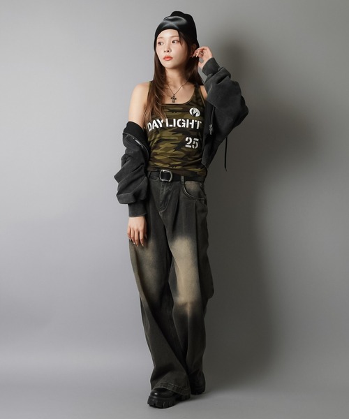 SPINNS（スピンズ）の「タンクトップ/ガールロゴ（タンクトップ・レディース・オフホワイト/ブラック/カモフラージュ・ONESIZE）」の15枚目の写真