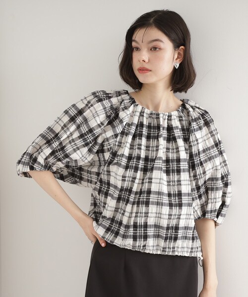 THE SHOP TK (ザ ショップ ティーケー )の「チェックギャザーブラウス【洗える】(シャツ/ブラウス・レディース・ベージュ系1/ブラック系1・99)」の3枚目の写真