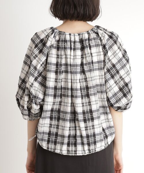 THE SHOP TK (ザ ショップ ティーケー )の「チェックギャザーブラウス【洗える】(シャツ/ブラウス・レディース・ベージュ系1/ブラック系1・99)」の13枚目の写真