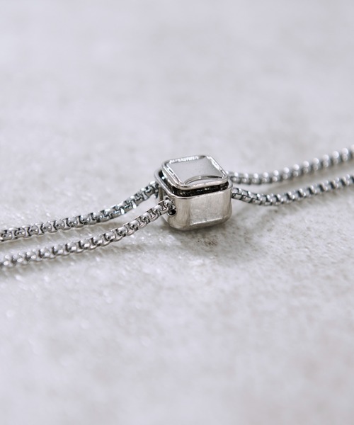 Ellno Loset（エルノロゼット）の「アソートモチーフループタイ（ネックレス・メンズ・B/A・FREE）」の6枚目の写真