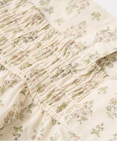 Lycee mine(リセマイン)の「柄アソートペプラムキャミソール【子供服】【キッズ】【女の子】(タンクトップ・キッズ・エメラルド/アイボリー/サックスブルー/クリーム/ラベンダー/ピンク・140cm/130cm/100cm/120cm/110cm/150cm)」の16枚目の写真