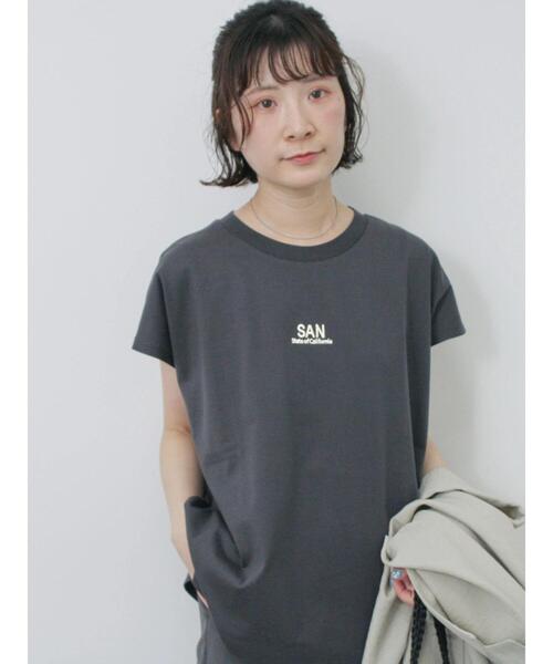 Samansa Mos2 blue(サマンサモスモスブルー)の「フレンチスリーブTシャツ(Tシャツ/カットソー・レディース・ラベンダー/サックスブルー/オフホワイト/チャコールグレー/シルバーグレー・F)」の6枚目の写真