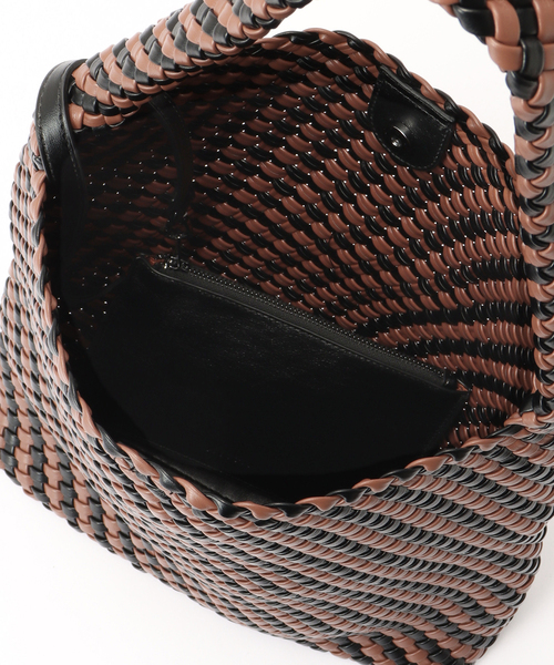 HVISK（ヴィスク）の「HVISK/ ヴィスク HOBO BRAIDED TOTE（ショルダーバッグ・レディース・ブラウン・FREE）」の5枚目の写真