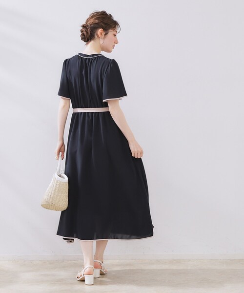 配色・きれいめ・通勤】タックプリーツ配色ワンピース