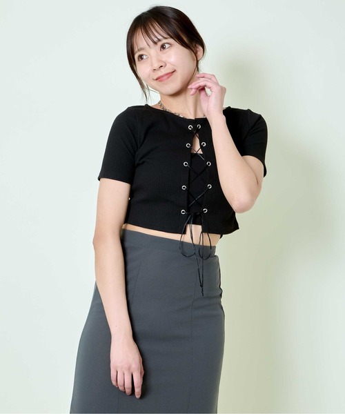 GORGE(ゴージ)の「《レースアップ×アンサンブル風》レディース 半袖トップス クロップド丈 春夏秋(Tシャツ/カットソー・レディース・オフホワイト/ブラック/チャコール・F)」の10枚目の写真