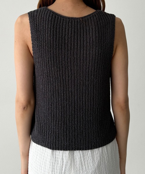 CANAL JEAN（キャナルジーン）の「El mar　3つボタンニットベスト（タンクトップ・レディース・チャコールグレー/ベージュ・ONE SIZE）」の11枚目の写真