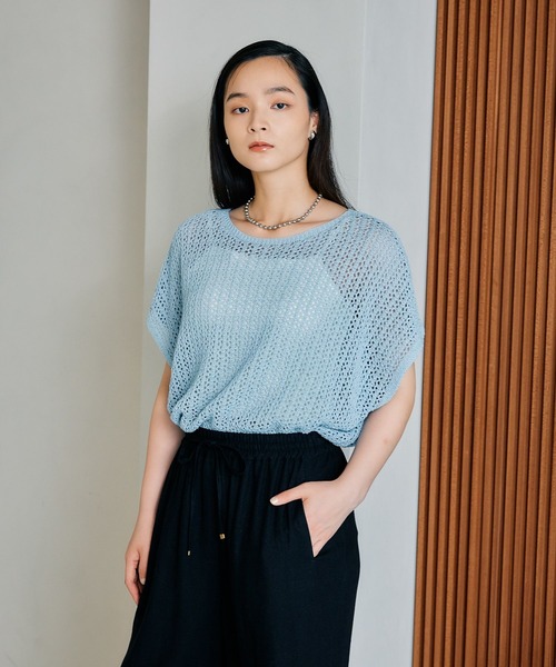 LEPSIM（レプシィム）の「7ゲージテープヤーンフレンチスリーブプルオーバー　496938（ニット/セーター・レディース・アイボリー/イエロー系その他/ライトブルー/ブラック・FREE）」の4枚目の写真