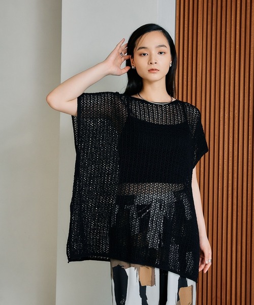 LEPSIM（レプシィム）の「7ゲージテープヤーンフレンチスリーブプルオーバー　496938（ニット/セーター・レディース・アイボリー/イエロー系その他/ライトブルー/ブラック・FREE）」の3枚目の写真