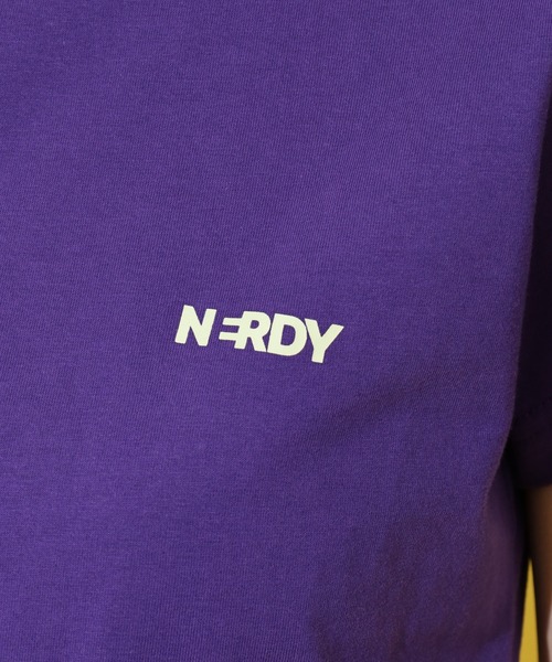 NERDY(ノルディ)の「ブレンク ミニロゴ クロップド 半袖 Tシャツ(Tシャツ/カットソー・レディース・パープル/ホワイト/ブラック・S/M/SS)」の12枚目の写真