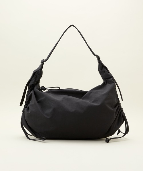 LE VERNIS（ル・ベルニ）の「LE VERNIS(ル・ベルニ) Stomach bag M（ショルダーバッグ・レディース・ブラウン/チャコール/ベージュ/ブラック・FREE）」の19枚目の写真