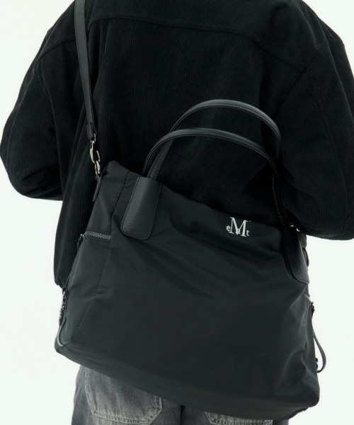 MUCENT（ムセント）の「◇MUCENT◇ブランド直輸入正規品/4WAY シグネチャー ロゴ トートバッグ 4WAY SIGNATURE LOGO TOTE BAG（ショルダーバッグ・レディース・ブラック・FREE）」の13枚目の写真