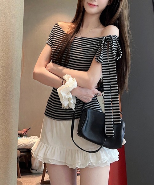 FREE STYLISTS(フリー スタイリスト)の「YUGA_YGMC Ribbon off-shoulder top(Tシャツ/カットソー・レディース・ブラック/ネイビー/ホワイト・L/M)」の13枚目の写真