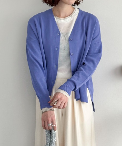 Doux archives（ドゥアルシーヴ）の「サイドスリットワイドカーディガン（カーディガン/ボレロ・レディース・チャコールグレー/パープル/グレイッシュベージュ/キャメル・FREE）」の3枚目の写真