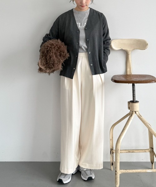 Doux archives（ドゥアルシーヴ）の「サイドスリットワイドカーディガン（カーディガン/ボレロ・レディース・チャコールグレー/パープル/グレイッシュベージュ/キャメル・FREE）」の7枚目の写真