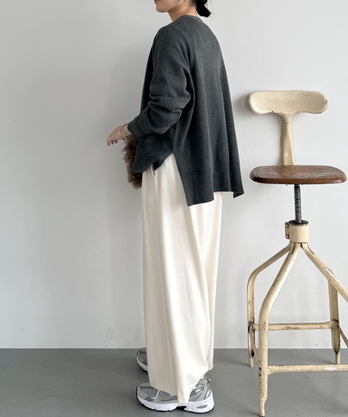 Doux archives（ドゥアルシーヴ）の「サイドスリットワイドカーディガン（カーディガン/ボレロ・レディース・チャコールグレー/パープル/グレイッシュベージュ/キャメル・FREE）」の8枚目の写真