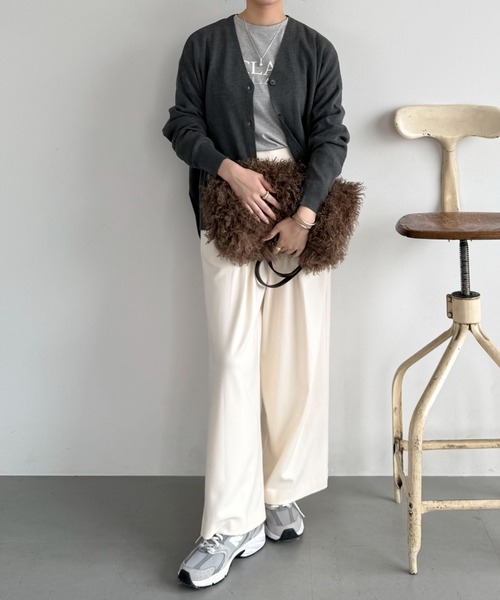 Doux archives（ドゥアルシーヴ）の「サイドスリットワイドカーディガン（カーディガン/ボレロ・レディース・チャコールグレー/パープル/グレイッシュベージュ/キャメル・FREE）」の11枚目の写真