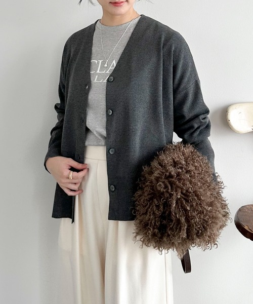 Doux archives（ドゥアルシーヴ）の「サイドスリットワイドカーディガン（カーディガン/ボレロ・レディース・チャコールグレー/パープル/グレイッシュベージュ/キャメル・FREE）」の14枚目の写真