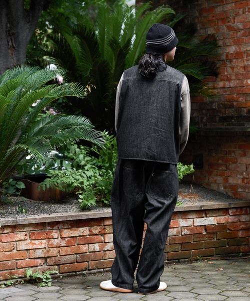 niko and...（ニコアンド）の「【niko and ...JEANS 2025AW】デニムワークベスト（ベスト・メンズ・ブラウン/ブラック・MEDIUM/LARGE）」の5枚目の写真