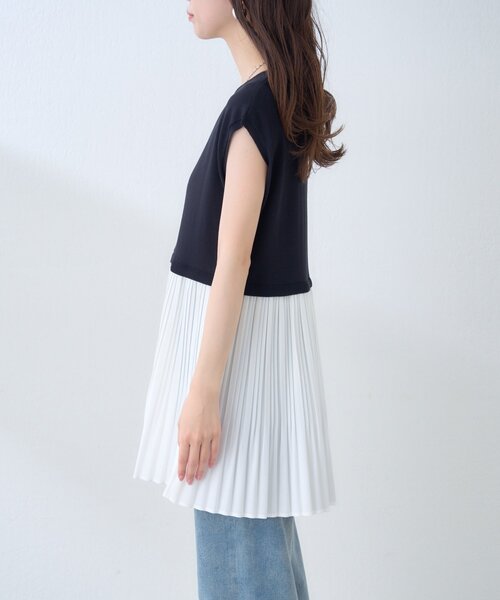 natural couture(ナチュラルクチュール)の「プリーツドッキングニット(ニット/セーター・レディース・オフホワイト/ブラック/イエロー・FREE)」の19枚目の写真