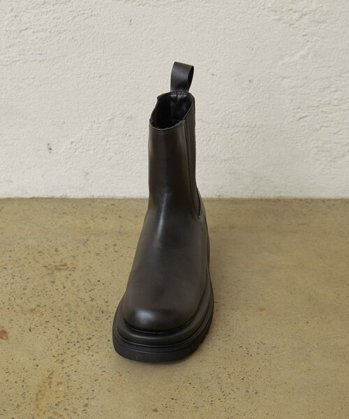 Omekashi（オメカシ）の「サイドゴアショートブーツ（ブーツ・レディース・ブラック・LARGE/MEDIUM/SMALL）」の11枚目の写真