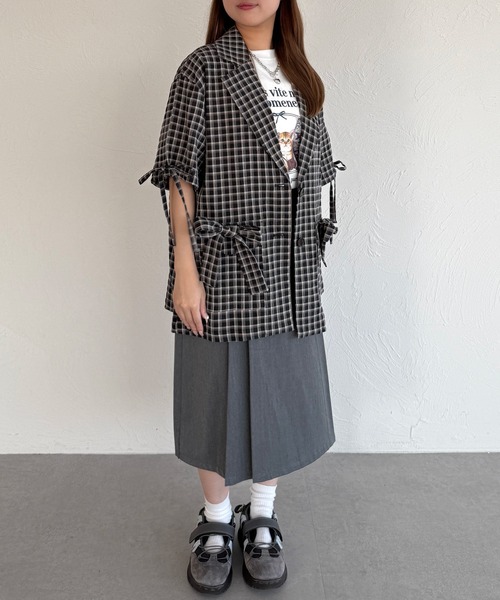 kutir（クティール）の「半袖シアサッカーリボンサマージャケット（テーラードジャケット・レディース・ベージュ/ブラック/ライトブルー・FREE）」の8枚目の写真