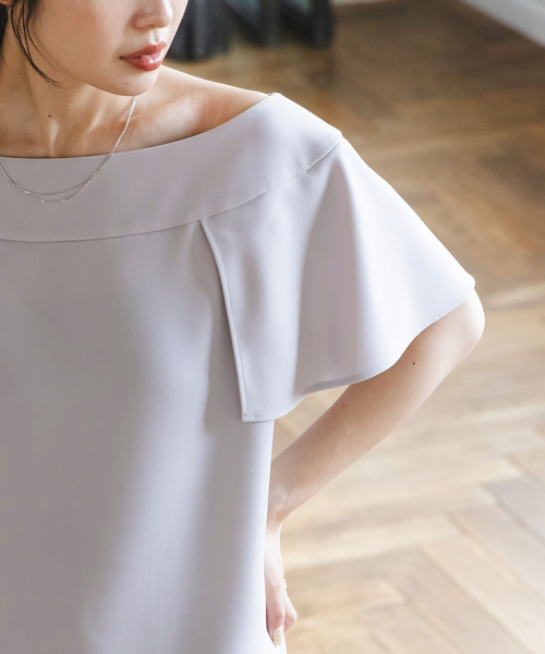 【洗える】スクエアケープスリーブブラウス　ホワイト　新品未使用タグ付き NOBLE｜【洗える】スクエアケープスリーブブラウス | Rakuten