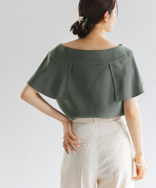 Noble（ノーブル）の「【洗える】スクエアケープスリーブブラウス