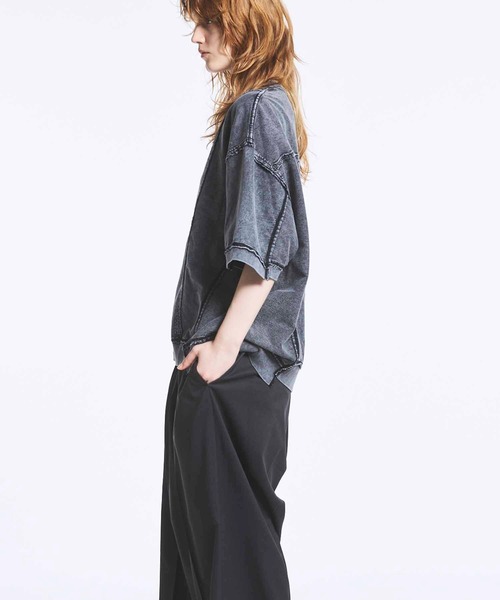 MAISON SPECIAL(メゾンスペシャル)の「《UNISEX》Chemical Over-Dyed Inside-Out Prime-Over Crew Neck T-Shirt/ケミカルオーバーダイインサイドアウトプライムオーバークルーネックTシャツ【MAISON SPECIAL/メゾンスペシャル】(Tシャツ/カットソー・メンズ・ホワイト/グレー・0/1/2)」の6枚目の写真