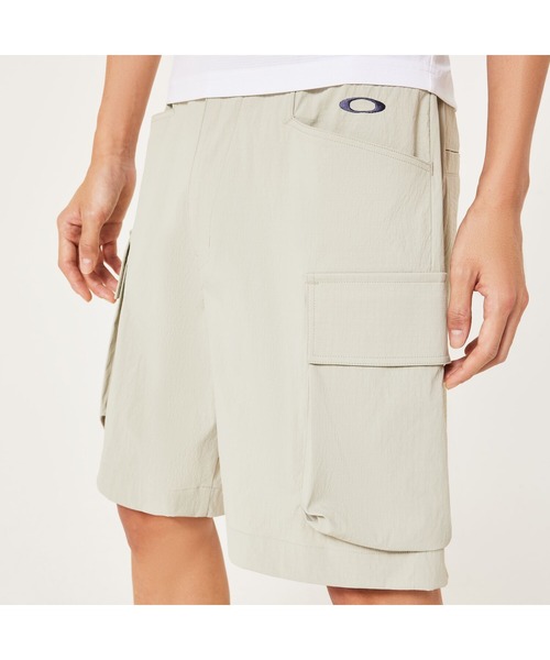 OAKLEY(オークリー)の「オークリー OAKLEY WIDE CARGO SHORTS/ショートパンツ/ゴルフ/撥水/接触冷感/OAKLEY(その他パンツ・メンズ・ブラック/ベージュ/ライトグレー・XL/L/M/S)」の3枚目の写真