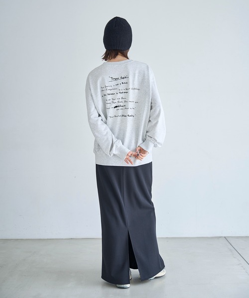 meilmada（メイルマダ）の「メッセージロゴ刺繍スウェット（スウェット・レディース・オートミール/チャコールグレー・FREE）」の8枚目の写真