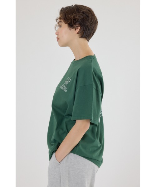 RODEO CROWNS WIDE BOWL（ロデオクラウンズワイドボウル）の「スタッズCROWNロゴTシャツ（Tシャツ/カットソー・レディース・ブラック/オフホワイト/ダークグリーン/マスタード・FREE）」の22枚目の写真