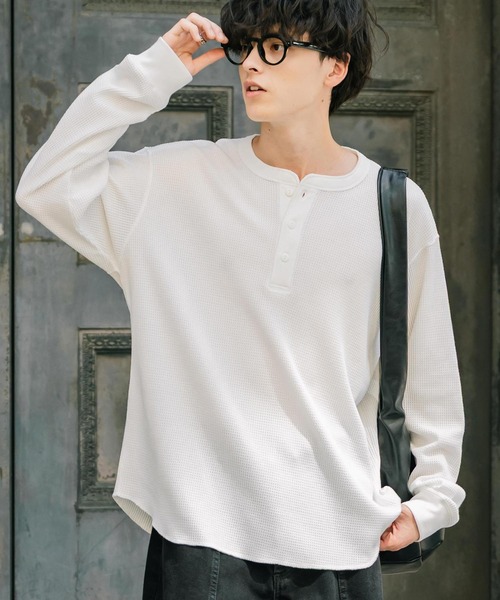 Rocky Monroe(ロッキーモンロー)の「新色追加 オーバーサイズ T/Cワッフルヘンリーネック長袖Tシャツ(Tシャツ/カットソー・メンズ・オートミール/チャコール/ホワイト/ブラック/グレー/ブルーグレー/ピンク・M/L/XL)」の22枚目の写真