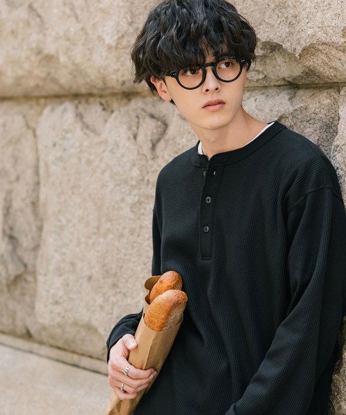 Rocky Monroe(ロッキーモンロー)の「新色追加 オーバーサイズ T/Cワッフルヘンリーネック長袖Tシャツ(Tシャツ/カットソー・メンズ・オートミール/チャコール/ホワイト/ブラック/グレー/ブルーグレー/ピンク・M/L/XL)」の11枚目の写真